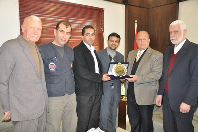 IUG Board of Trustees Honors Yardmily Association Delegation